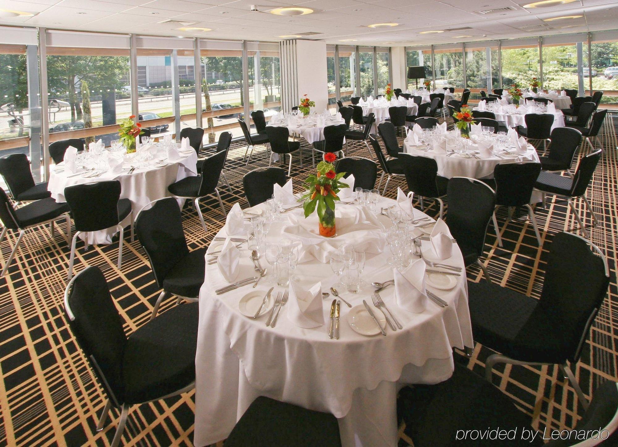 Beales Hotel Hatfield  Exterior photo