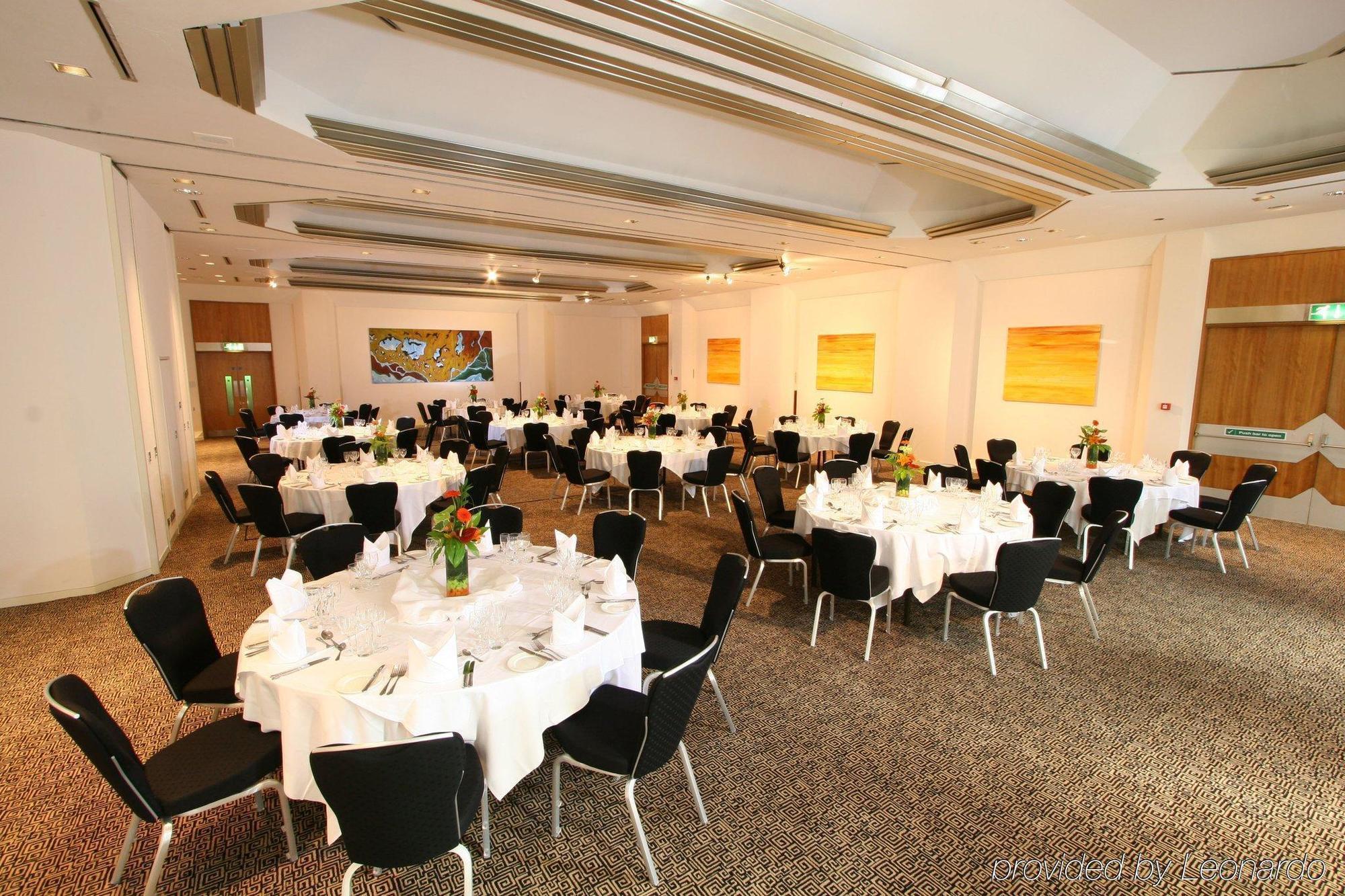 Beales Hotel Hatfield  Exterior photo