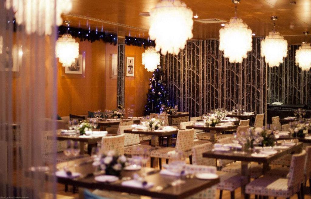 Beales Hotel Hatfield  Exterior photo